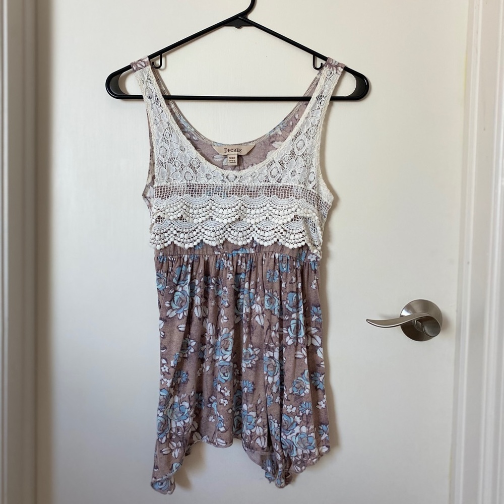 Floral and lace tank top